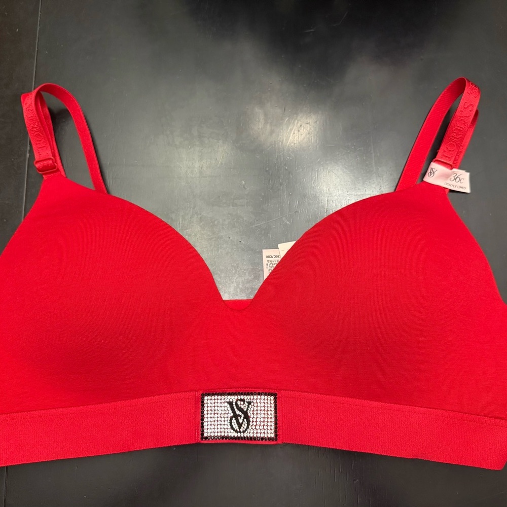 Victoria's Secret Bold Red Bra